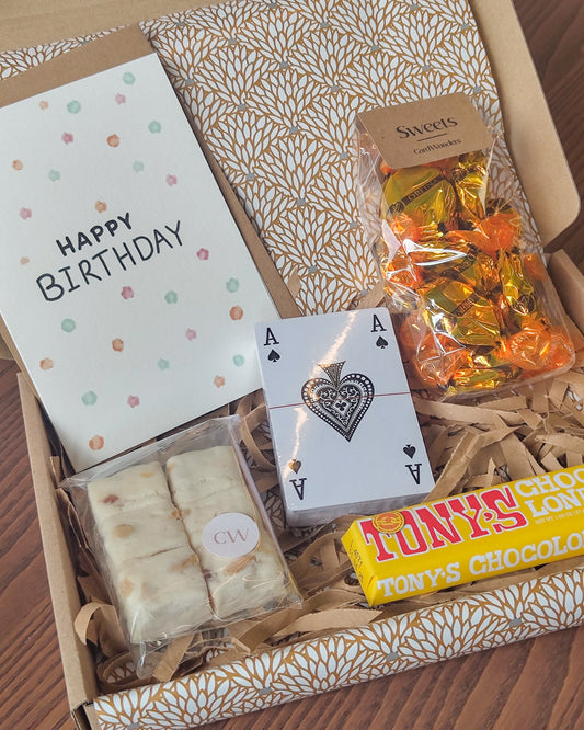 cadeaupakket versturen jongen man cadeau voor hem