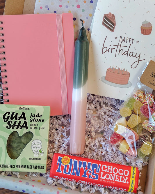 verjaardagspakket_meteen_versturen vrouw roze