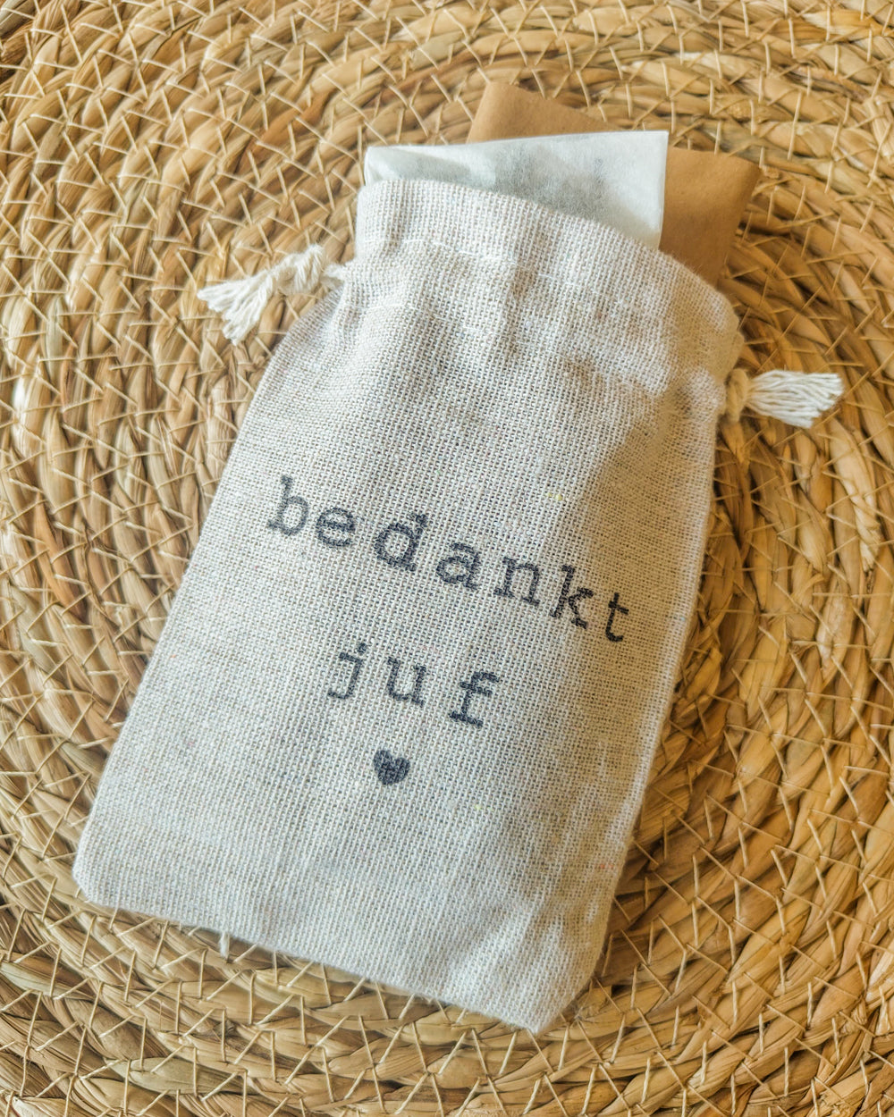 cadeau juf bedankt juffendag leerkracht aardigheidje lief kado